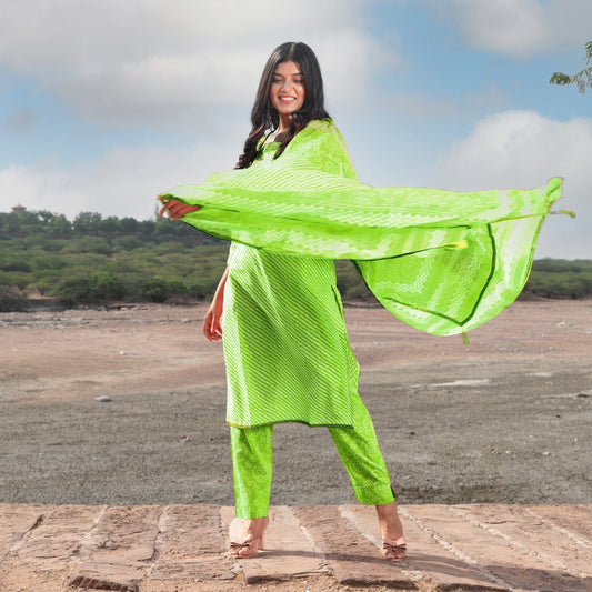 Green Lehariya Bandhej cotton suit set with cotton dupatta